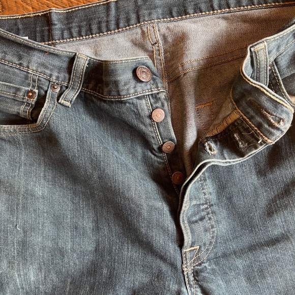 Levi’s 501 - Picture 7 of 10